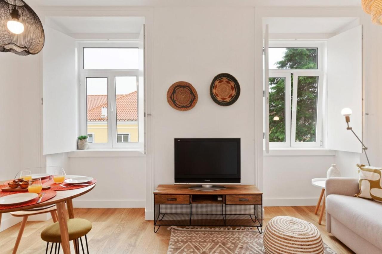 Modern Portuguese 1 Bedroom In Belem